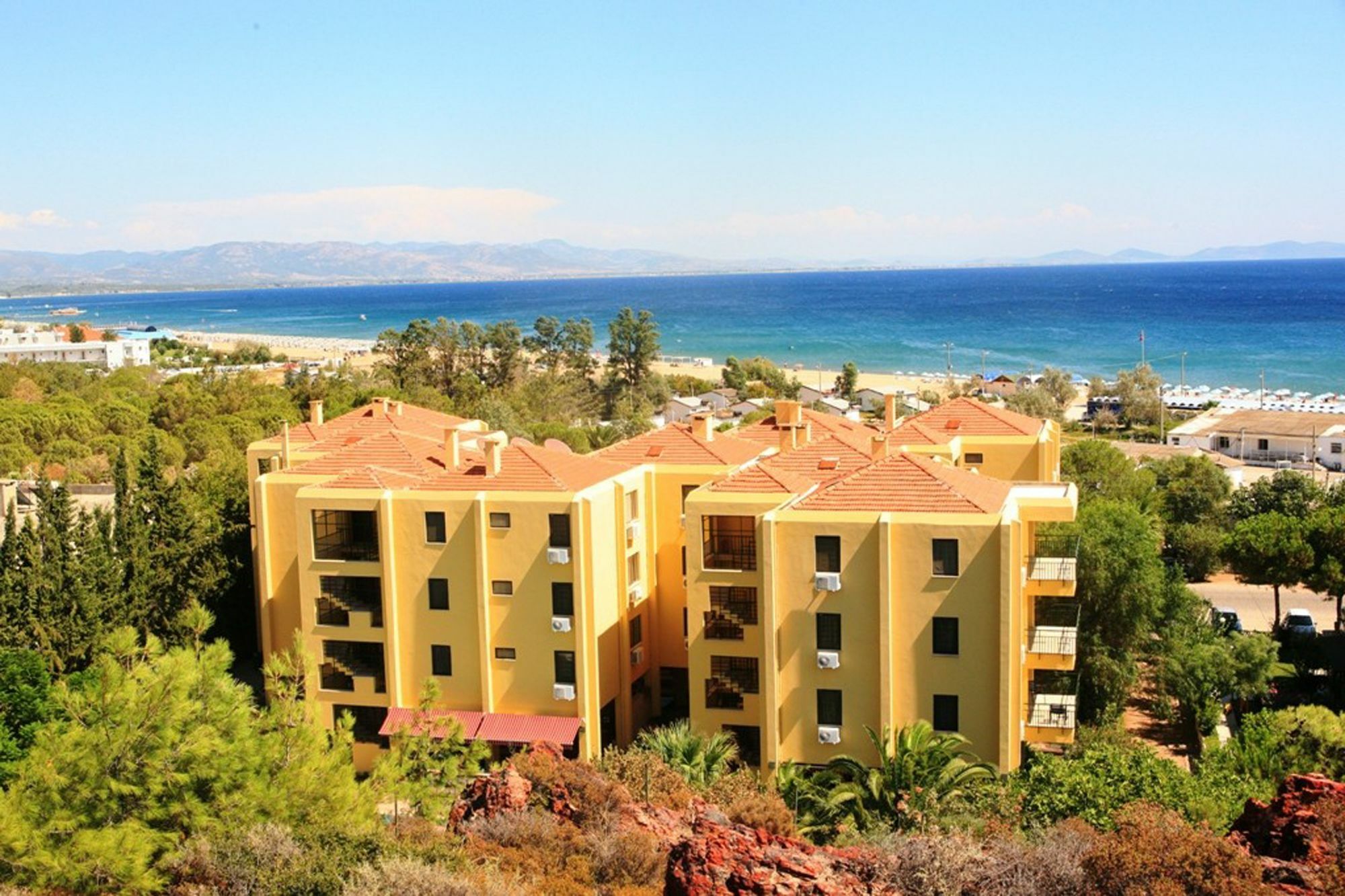 Palm Court Suites Ayvalı Exterior foto